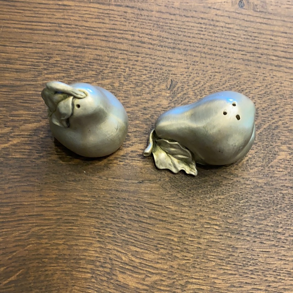 Pewter salt and pepper shakers